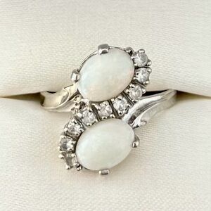 Vintage 10K White Gold Genuine Opal & White Zircon Bypass Ring - Size 6